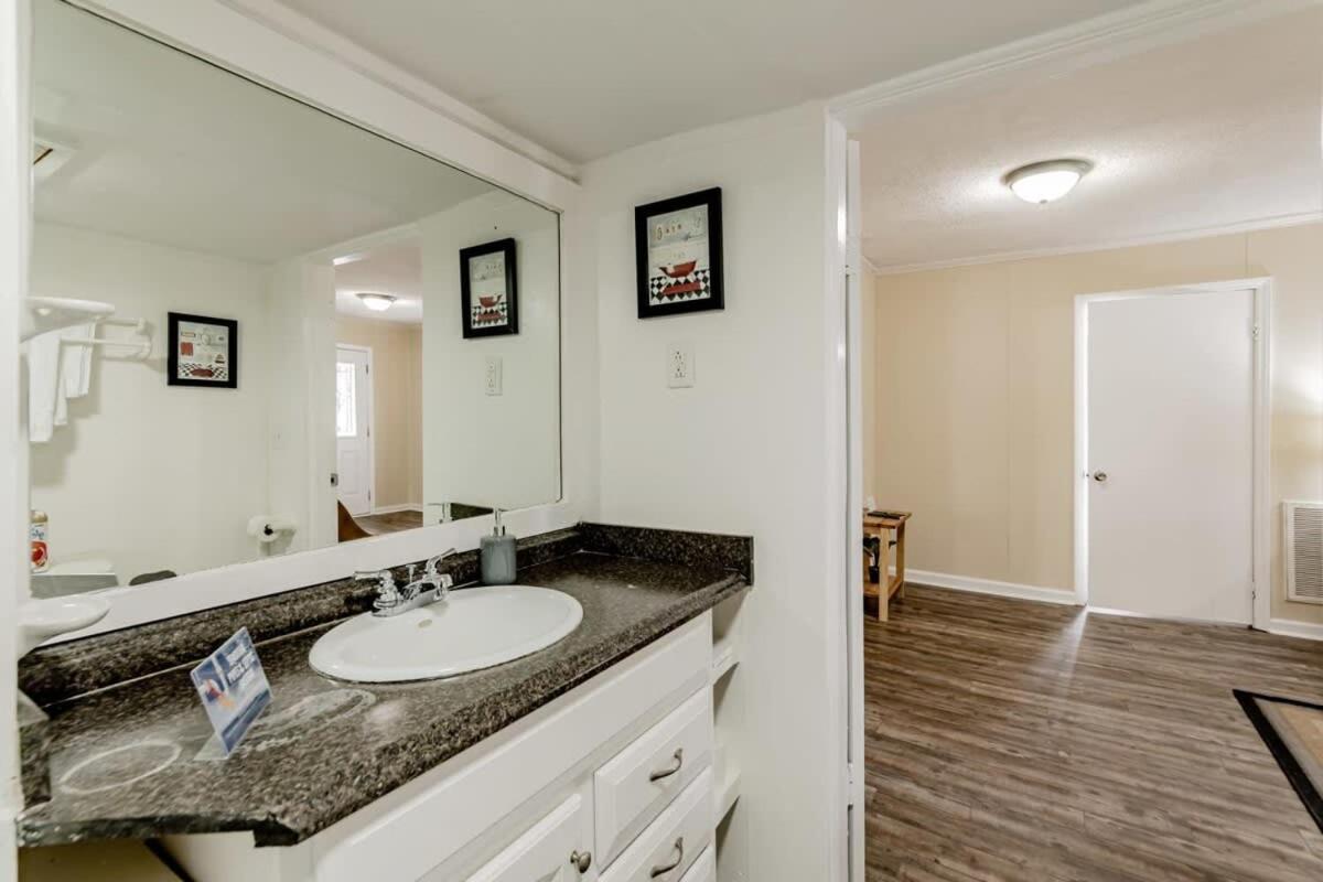 Adorable On Taylor-15 Mins To Downtown--- Front Unit Villa Columbia Bagian luar foto